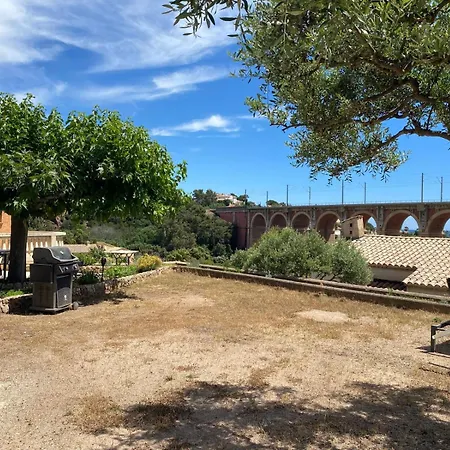 Esterel Calme Et Proche De La Mer,vtt Et Randonnees *