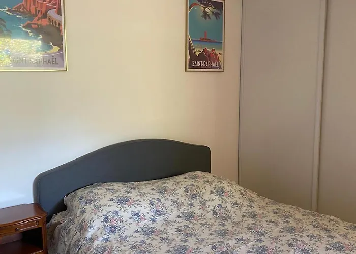 Esterel Calme Et Proche De La Mer,vtt Et Randonnées