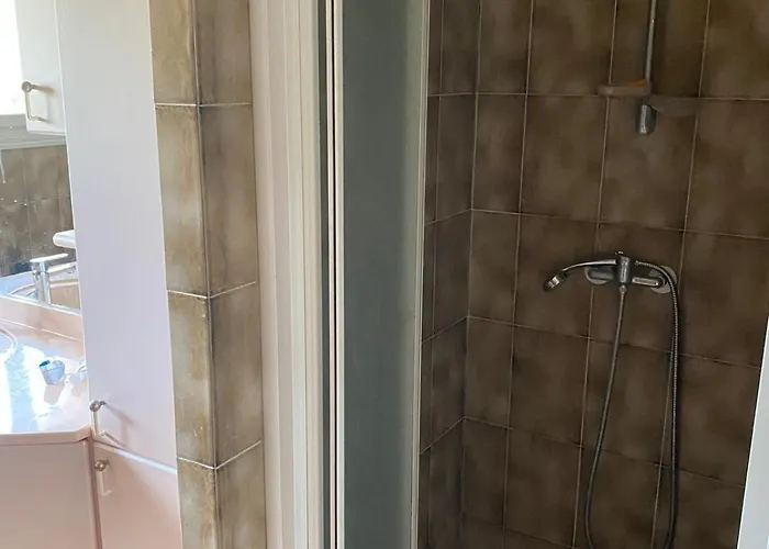 Villa Esterel Calme Et Proche De La Mer,vtt Et Randonnées *