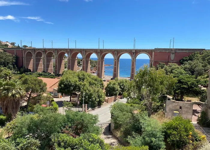 Esterel Calme Et Proche De La Mer,vtt Et Randonnées *