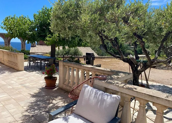 Villa Esterel Calme Et Proche De La Mer,vtt Et Randonnées *